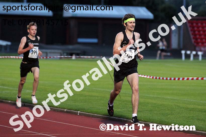 Senior graded 3000 metres, 2019 North East Grand Prix, Gateshead Stadium. Photo: David T. Hewitson/Sports for All Pics